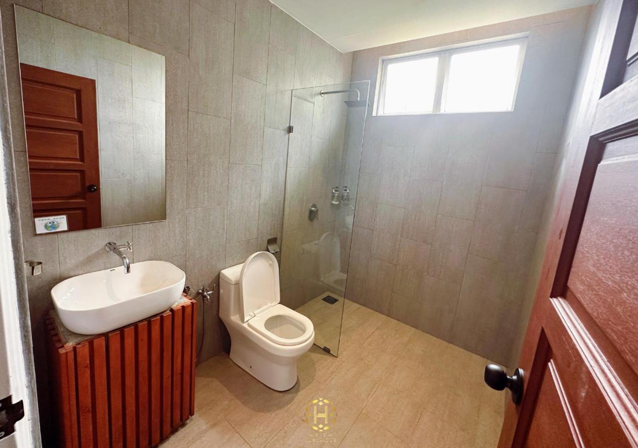 The Luxurious 245, A Famosa Melaka Villa Alor Gajah Exterior photo